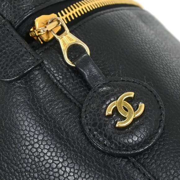 Chanel Black Calfskin Timeless Vanity Handbag 155654 - Picture 6 of 10